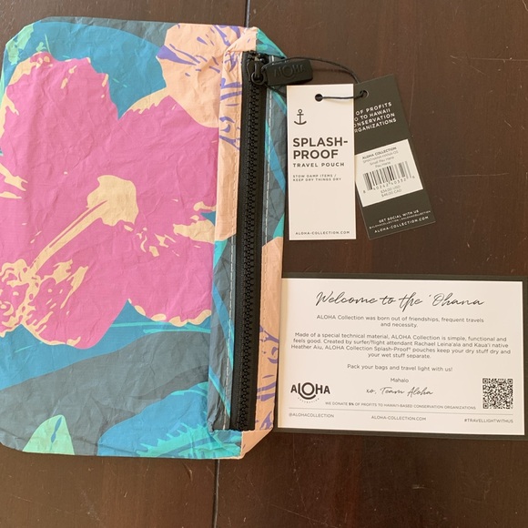 Aloha Collection Small Pau Hana pouch. NIB - Picture 2 of 4